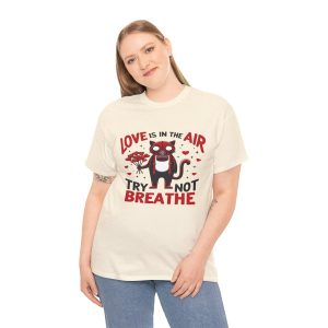 Cute Valentine Cat Love is in Air, Plus Size T-shirt
