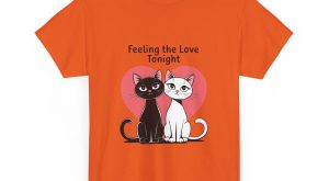 Feeling the Love Tonight Cats 113629371, Valentines Day T-shirt