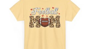 Valentine Football T-shirt, Mom Heart Valentines Day